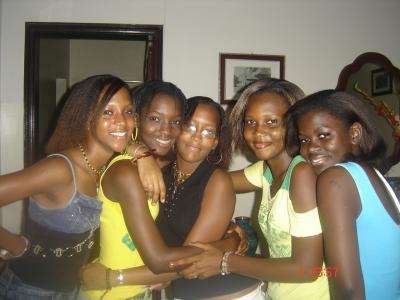 ceux st des copines de aicha 